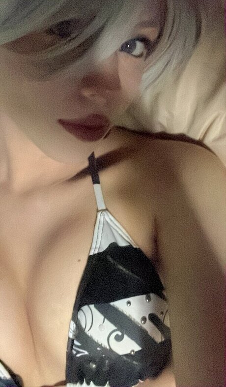 likeviolence_ model xxx image