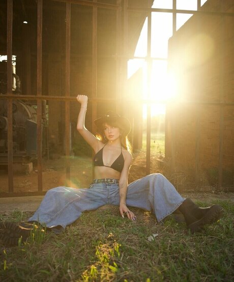 Liv Resenhas beautiful model gallery