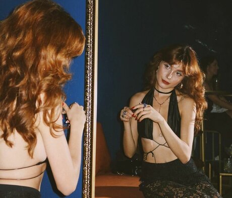 Liv Resenhas star hd picture