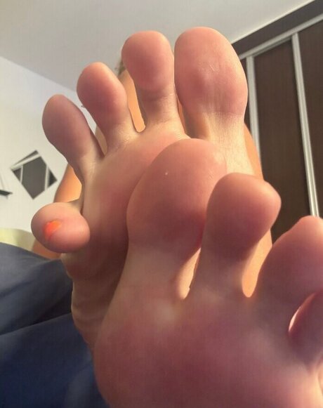 lickandysoles star sexy pictures
