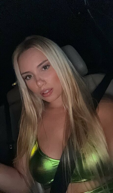 lickandysoles pornstar sexy pic