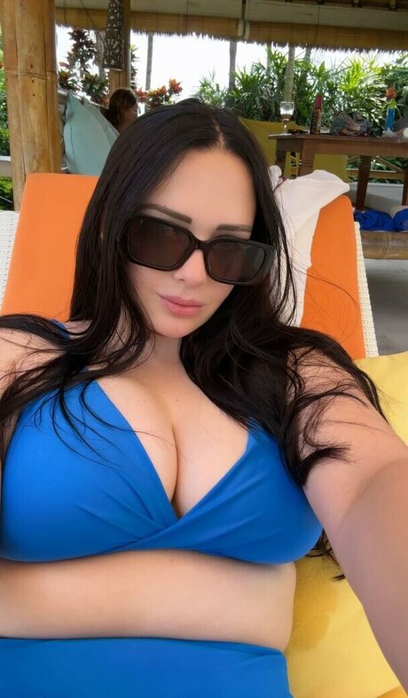 Eleanorsaur star high quality images