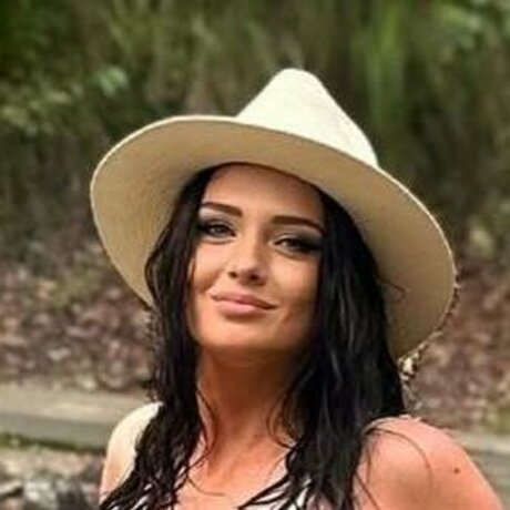 Eleanorsaur pornstar nude galleries