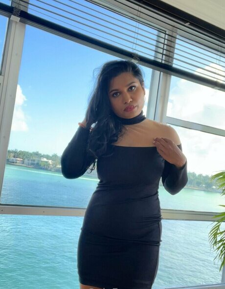 Miss Patel beautiful actress img