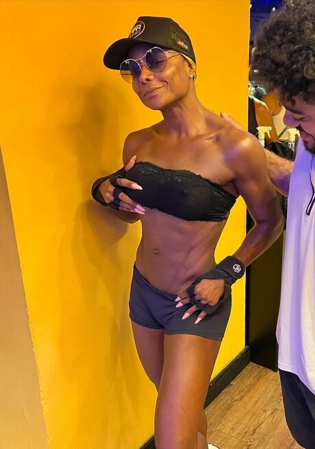 Adriana Bombom nudes star photos