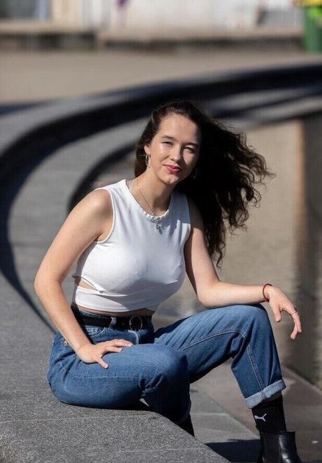 Lena Schilling erotic model pic