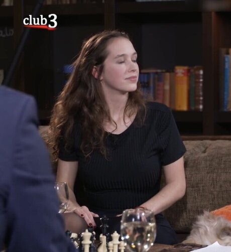 Lena Schilling pretty pornstar photo