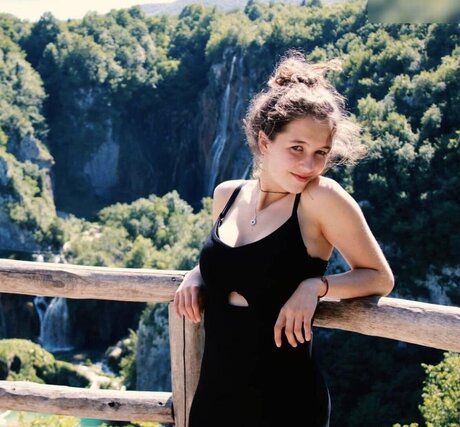 Lena Schilling star best pic