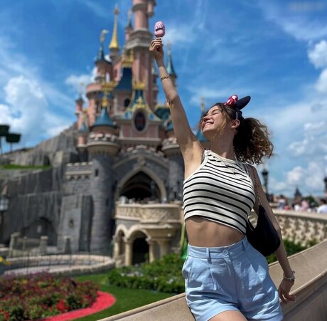 Jesina Amweg porn model pictures