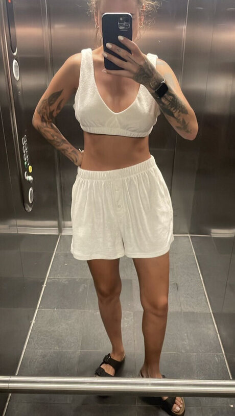 skinny ass onlyfans hd images