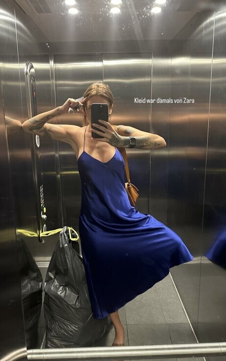 Liza Waschke nude star pictures