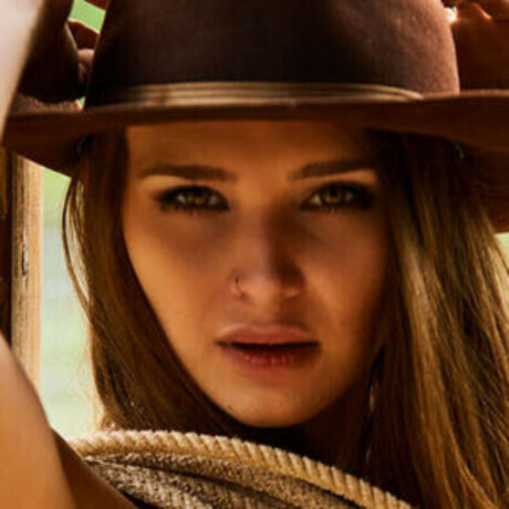 Sam Holly high quality model pictures