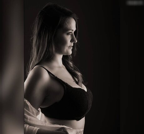 Carina Sitzberger model naked pic