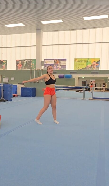 Emma Malewski star free images