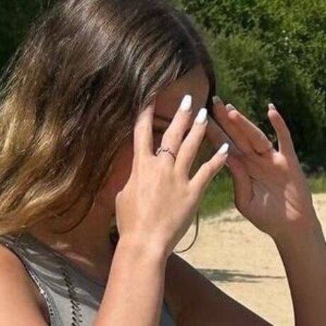 Wieke model hot photo