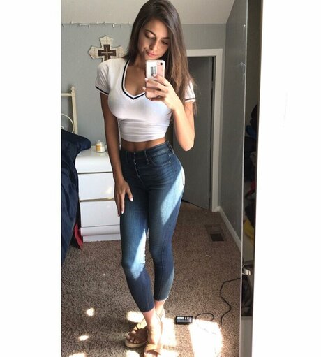 Cjsimon1 nice actress img