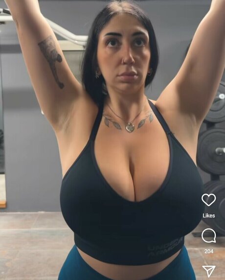 irifitxox pornstar sexy photo