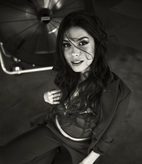 Florina Qosaj xxx star pictures