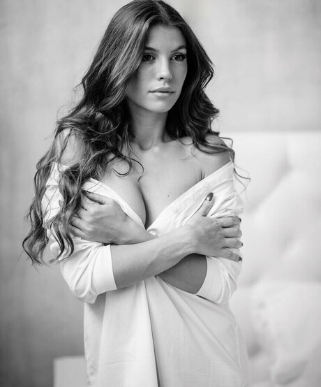 Florina Qosaj star nude pictures