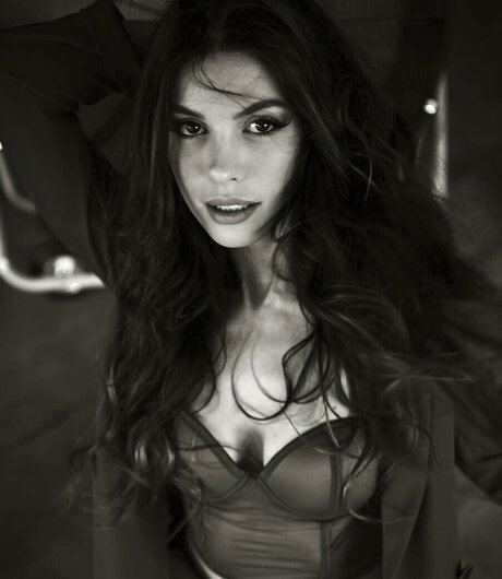 Florina Qosaj star high quality galleries