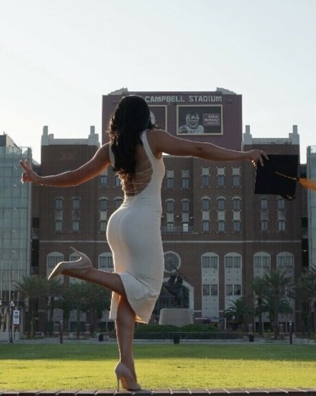 Allison Royalty model hd pics