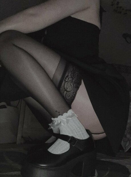 thigh high boots onlyfans free picture