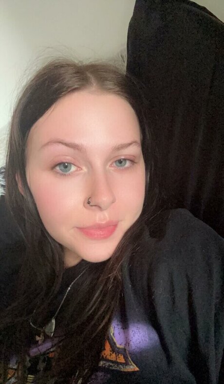 Lilyrainxoxo model top galleries