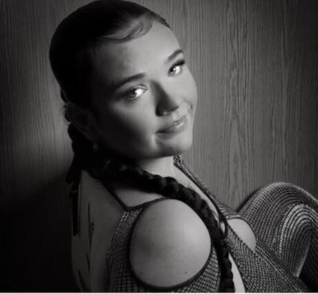 Katieexo134 pornstar erotic pictures