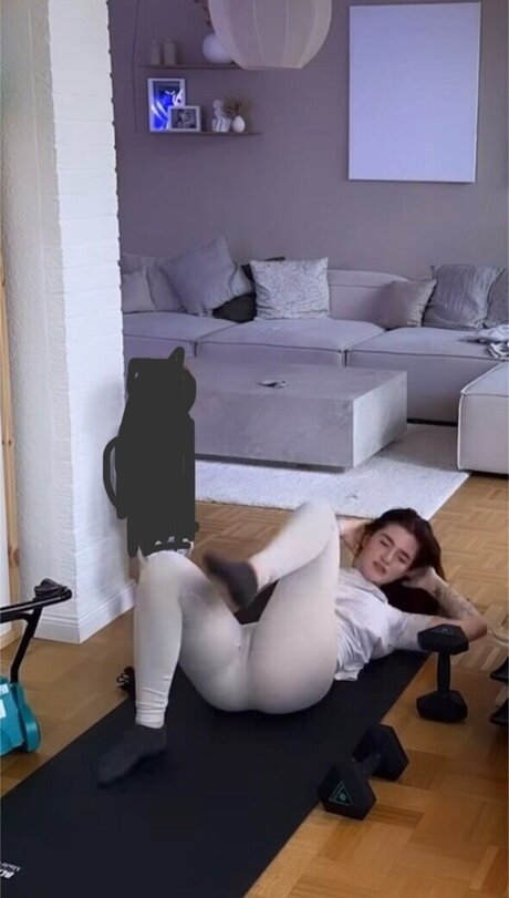 horny onlyfans pretty images