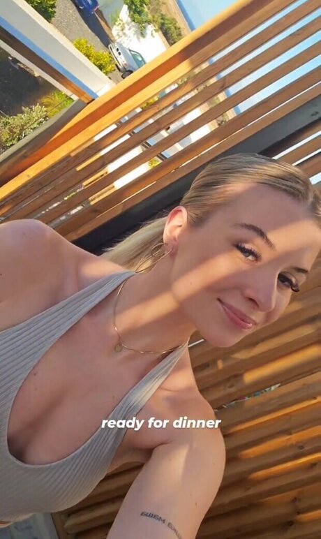 CorinaBRX pretty model pics