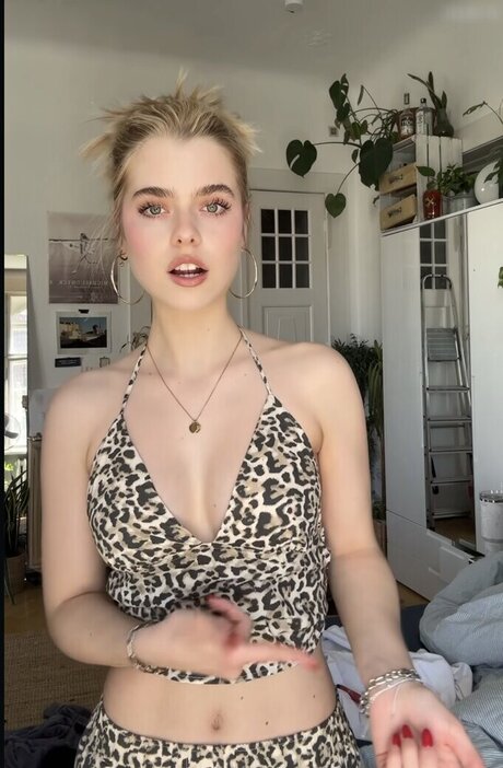 Theresa vth nudes star photo