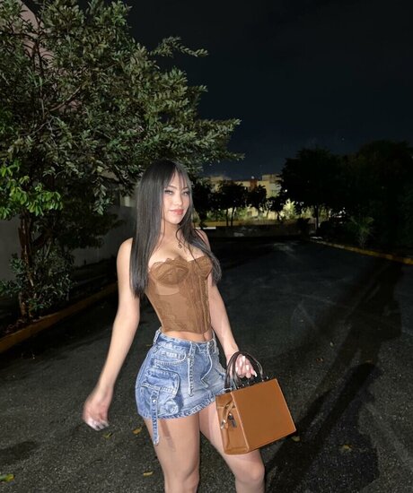 yolllbae model nudes photo