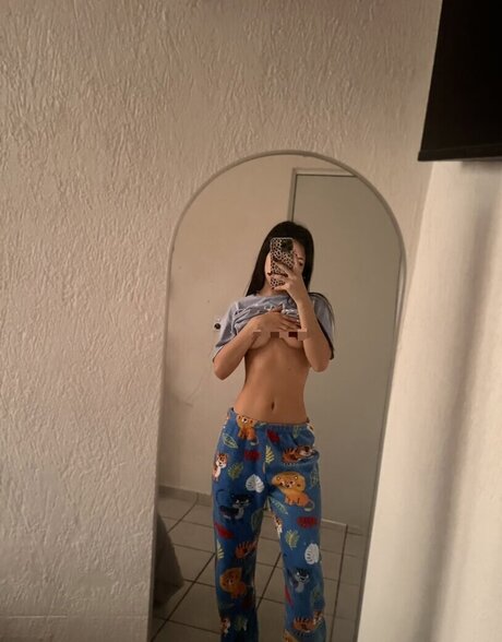 yolllbae pornstar nice pic