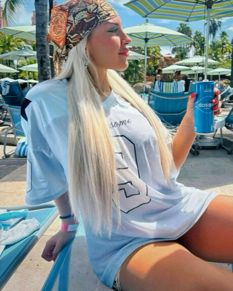 Blakely Ricketts star sexy images