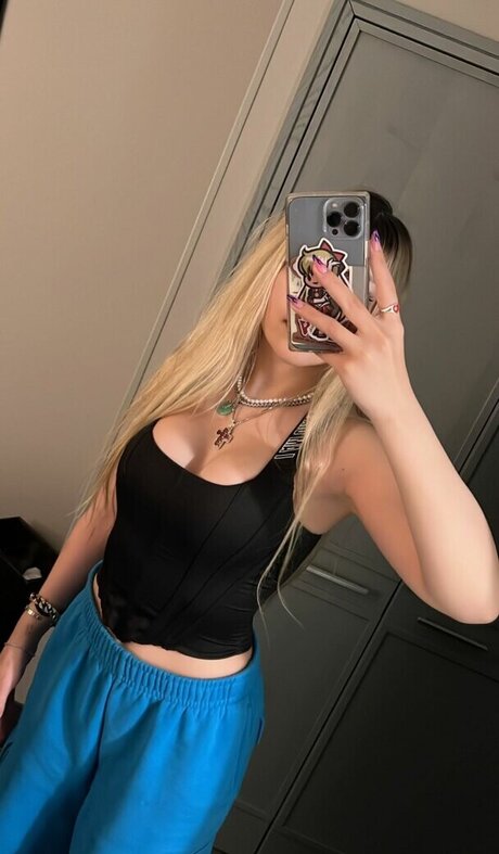 goth onlyfans adult photos