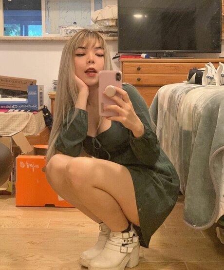 eggtardy model free pictures