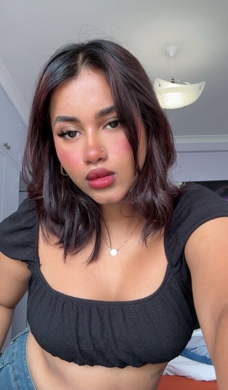 senoritasara pornstar sexy images