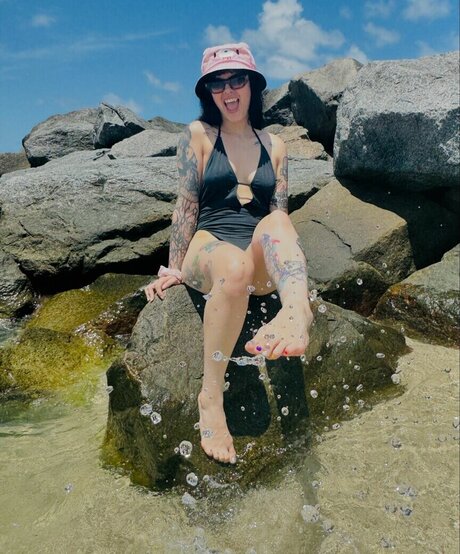 Tabatha Pacer model adult gallery