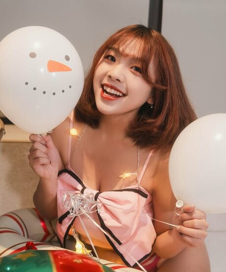 __s w p__ high quality model picture