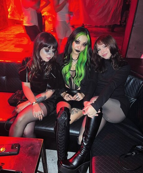 thewickedlady pretty pornstar picture