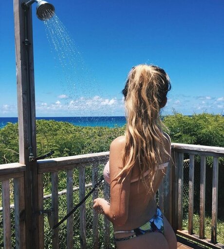 rianabailey pornstar art img