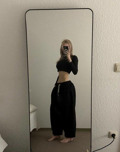 hefxtom sex star pic