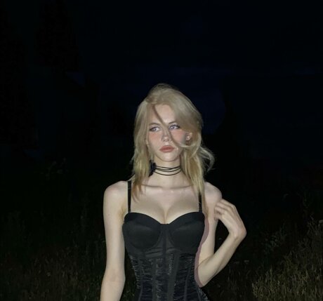 hefxtom star adult gallery