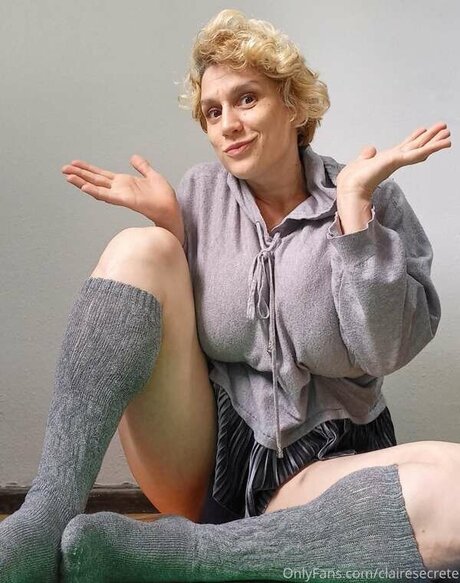 Claire Secrete star nice picture