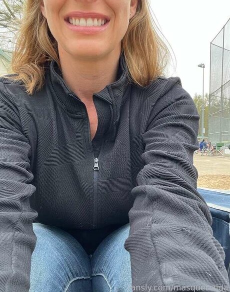 masquer aida nudes star archive