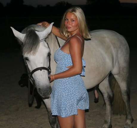 mollymercedes pornstar best photos