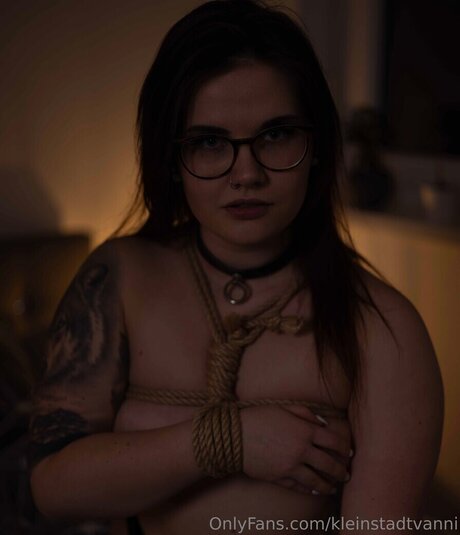 Kleinstadtvanni pornstar nice pic