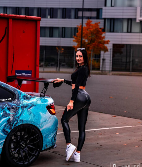 leaa nit adult model photos