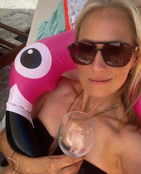 latino onlyfans free nude images