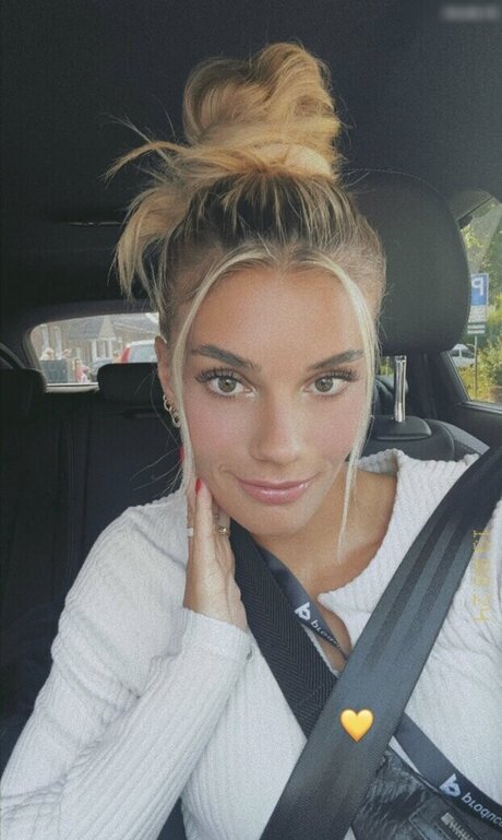 Selina Cerci nude pornstar image